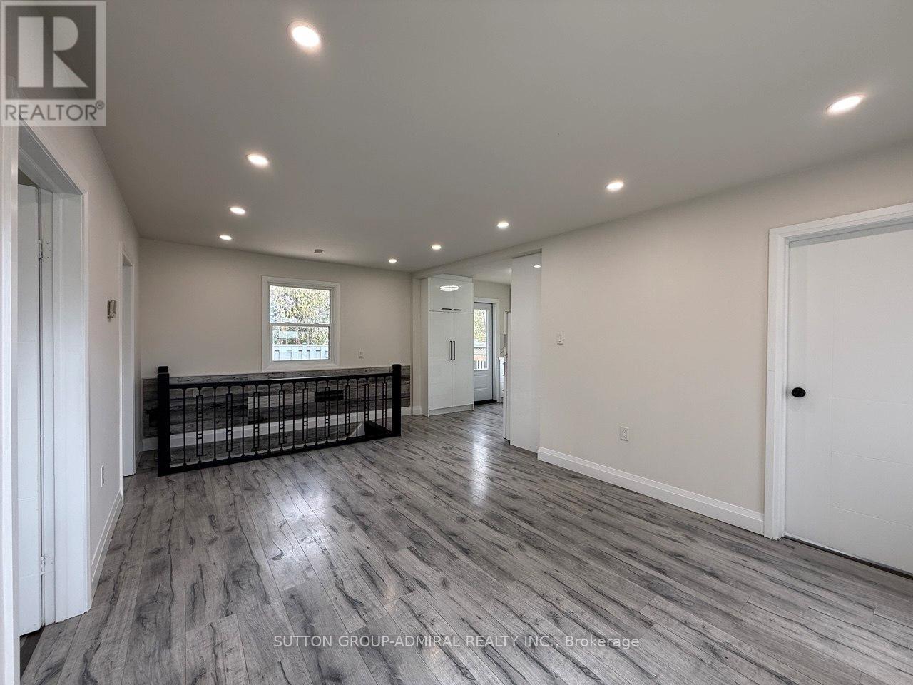 386 Irene Drive, Georgina, Ontario  L4P 3B2 - Photo 17 - N13072412