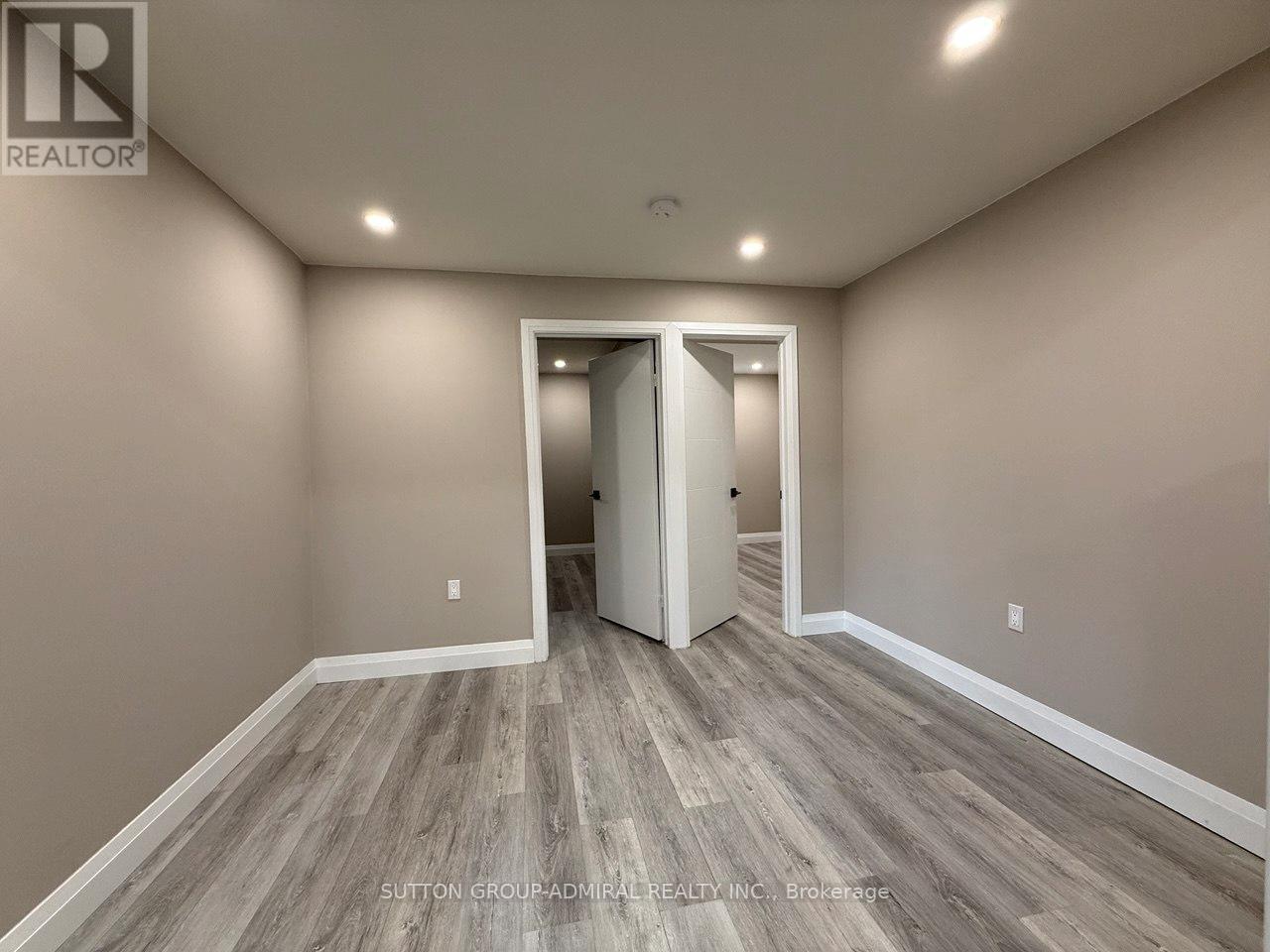 386 Irene Drive, Georgina, Ontario  L4P 3B2 - Photo 33 - N13072412