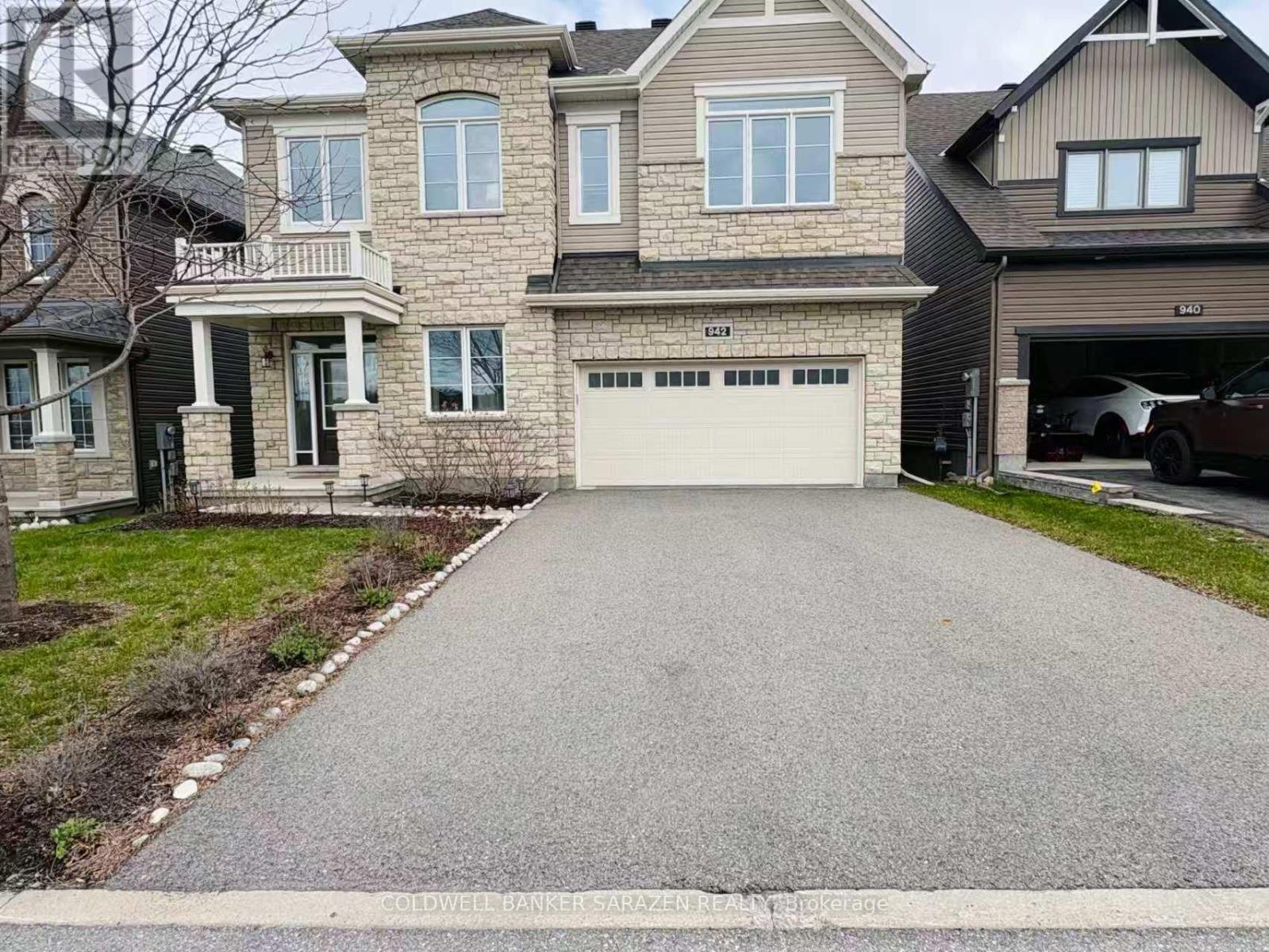 942 Guinness Crescent, Ottawa, Ontario  K2C 3H2 - Photo 2 - X12941710