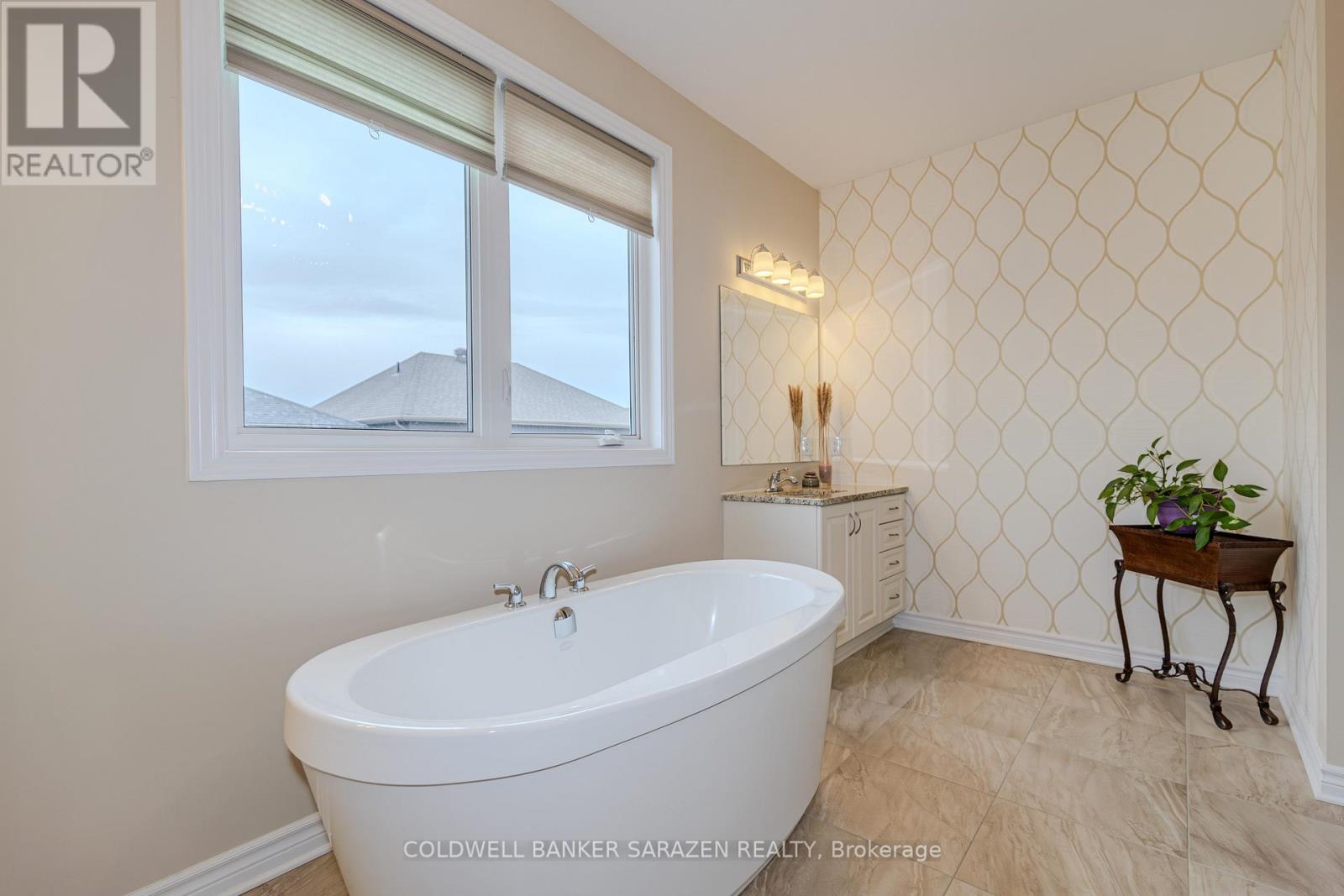 942 Guinness Crescent, Ottawa, Ontario  K2C 3H2 - Photo 32 - X12941710
