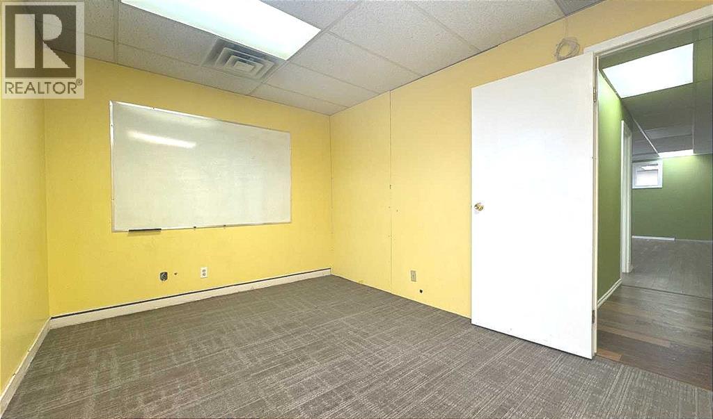 201, 1710 Centre Street NE, Calgary, Alberta  T2E 2S7 - Photo 7 - A2277996