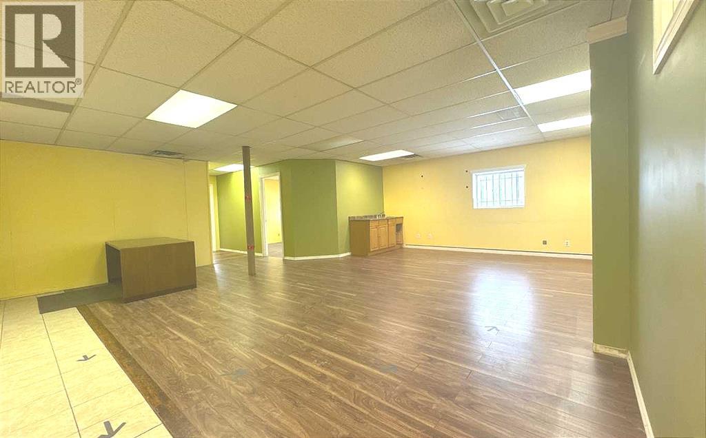 201, 1710 Centre Street NE, Calgary, Alberta  T2E 2S7 - Photo 5 - A2277996