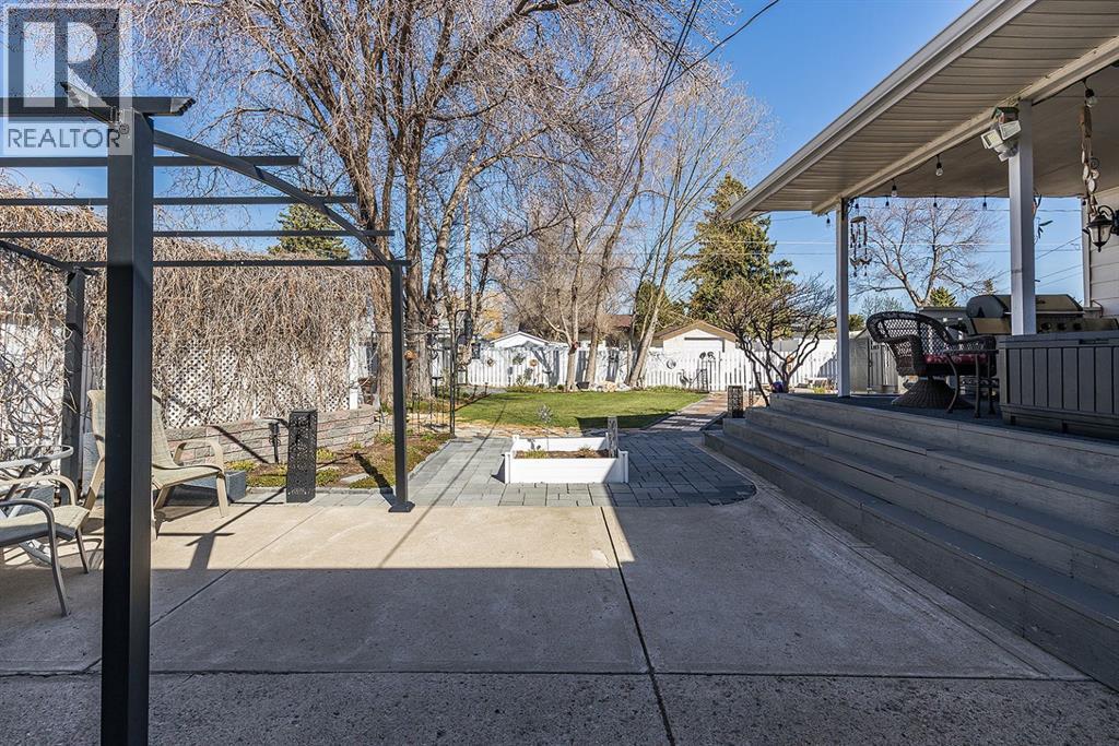 1361 Parker Avenue Nw, Medicine Hat, Alberta  T1A 6X1 - Photo 40 - A2306548