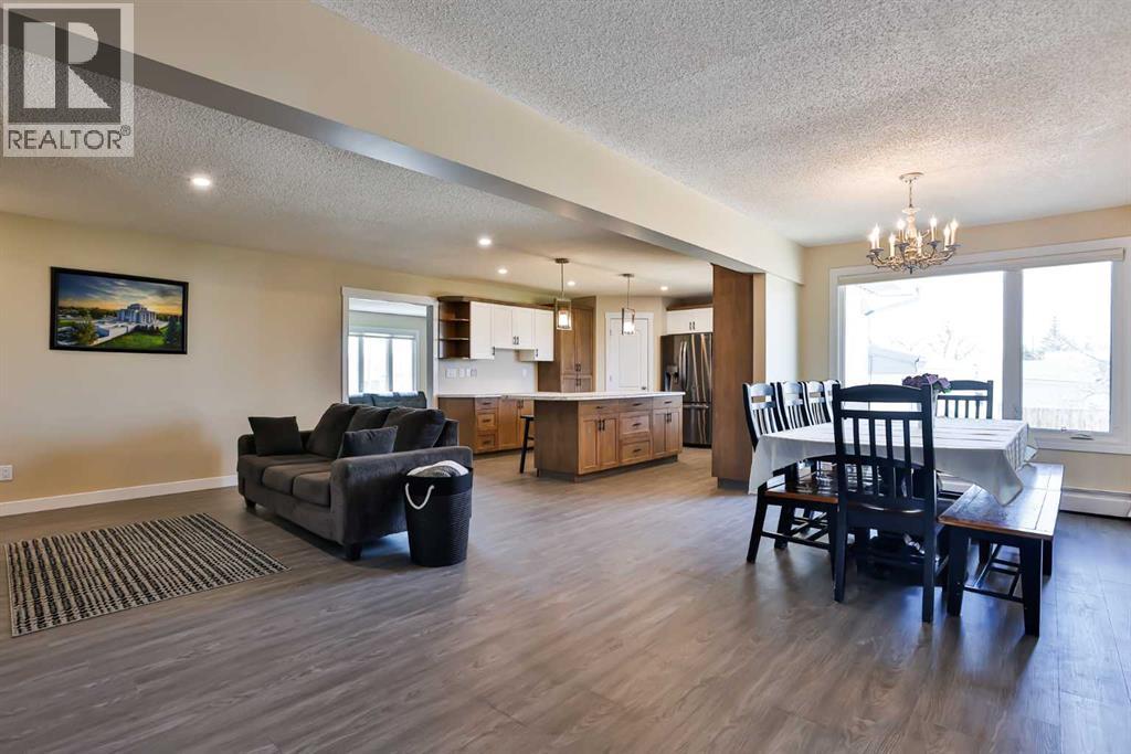 155e 100n, Raymond, Alberta  T0K 2S0 - Photo 8 - A2306481