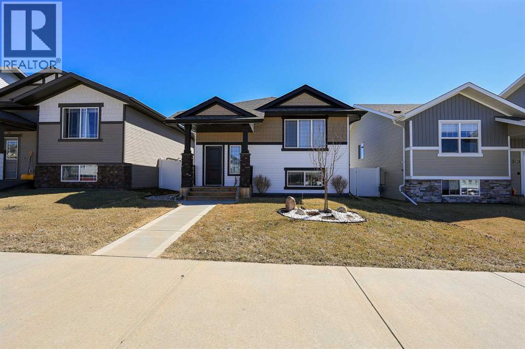 195 Thomlison Avenue, Red Deer, Alberta  T4P 3E6 - Photo 1 - A2303919