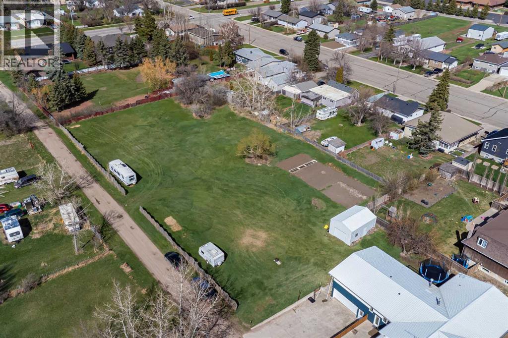 155e 100n, Raymond, Alberta  T0K 2S0 - Photo 2 - A2306481