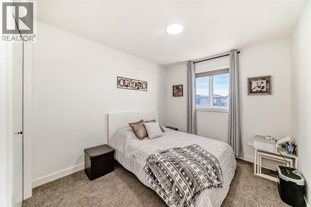 37 Legacy Glen Point SE, Calgary, Alberta  T2X 4T2 - Photo 17 - A2293977