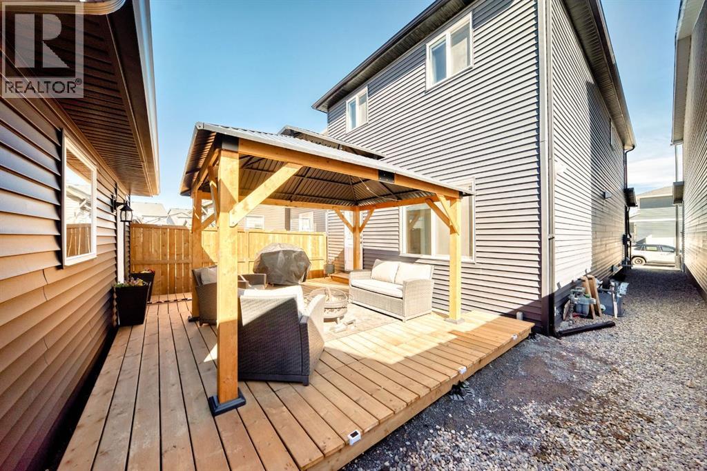 37 Legacy Glen Point SE, Calgary, Alberta  T2X 4T2 - Photo 31 - A2293977