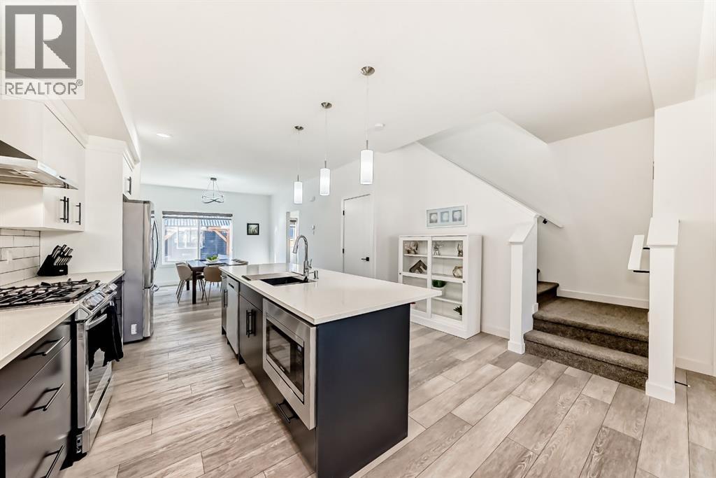 37 Legacy Glen Point SE, Calgary, Alberta  T2X 4T2 - Photo 9 - A2293977