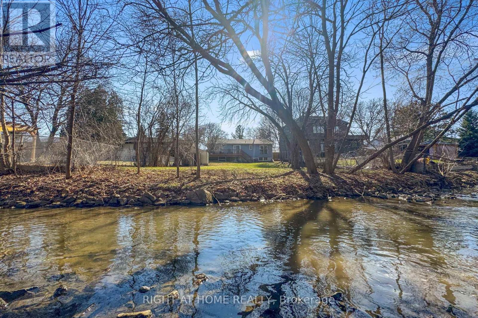 15 Pioneer Drive, Mississauga, Ontario  L5M 1G8 - Photo 24 - W13072330