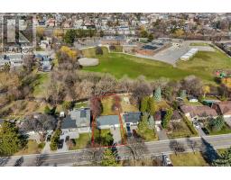 15 PIONEER DRIVE, Mississauga, Ontario