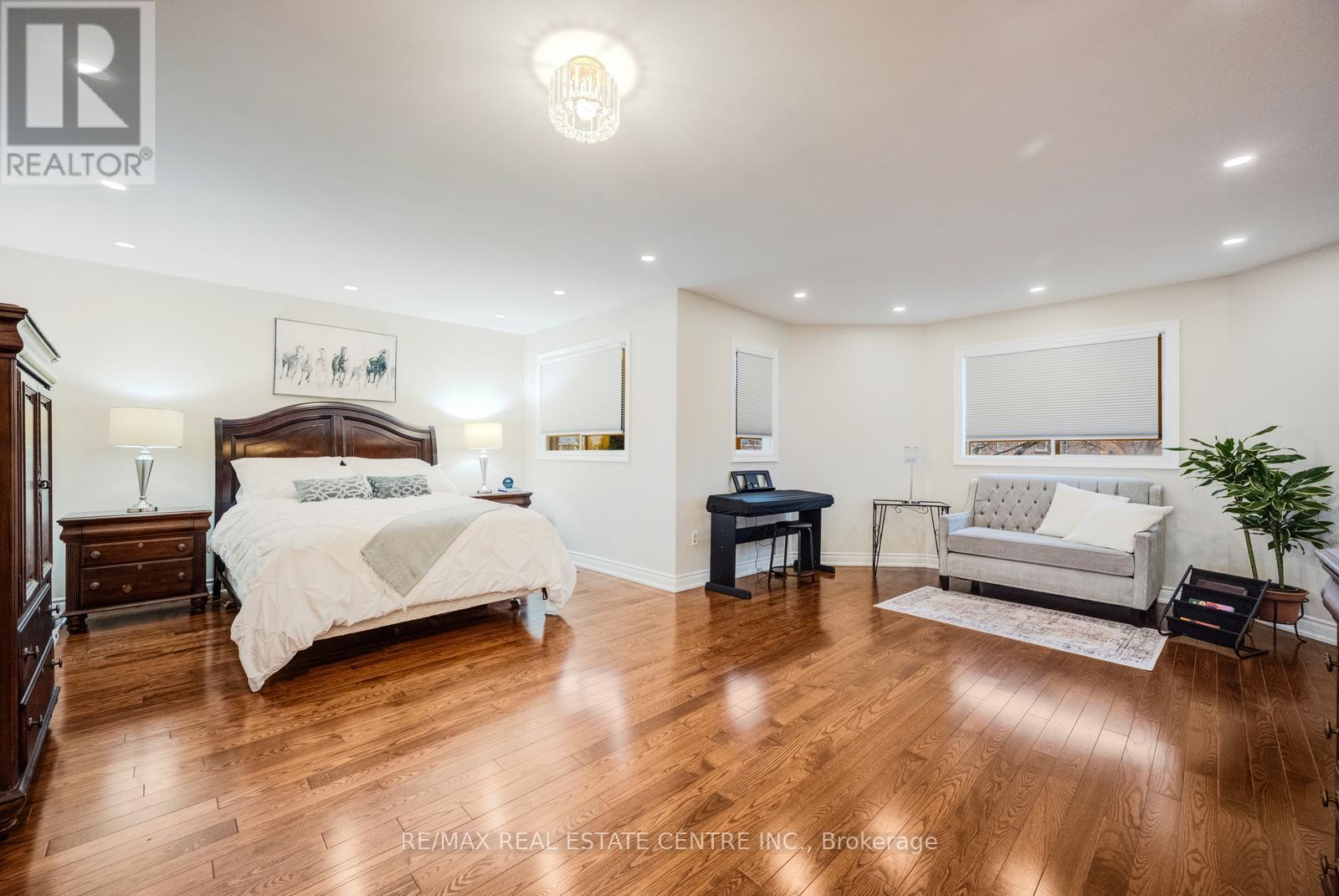5580 Millbrook Lane, Mississauga, Ontario  L5M 3X9 - Photo 21 - W13072394