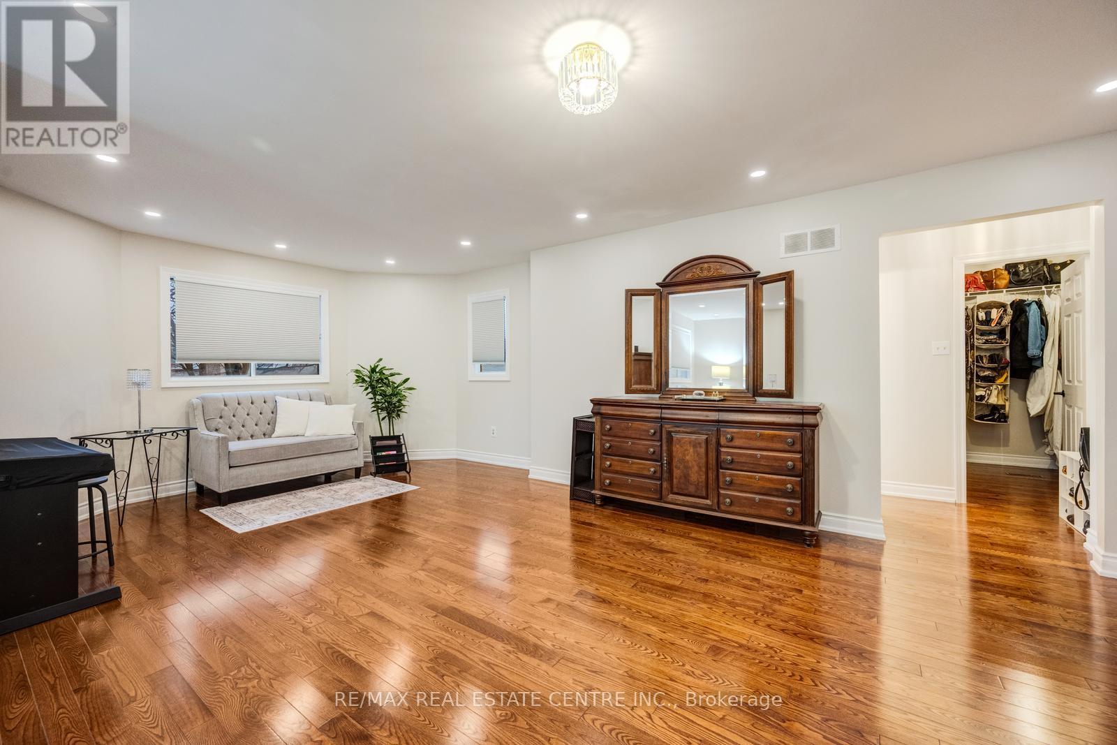 5580 Millbrook Lane, Mississauga, Ontario  L5M 3X9 - Photo 23 - W13072394