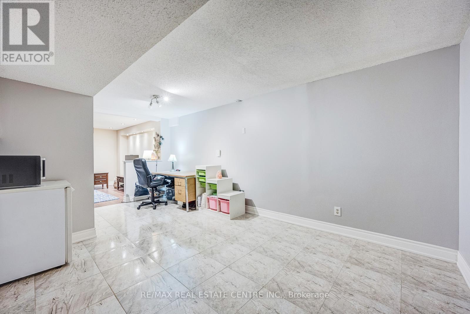 5580 Millbrook Lane, Mississauga, Ontario  L5M 3X9 - Photo 40 - W13072394