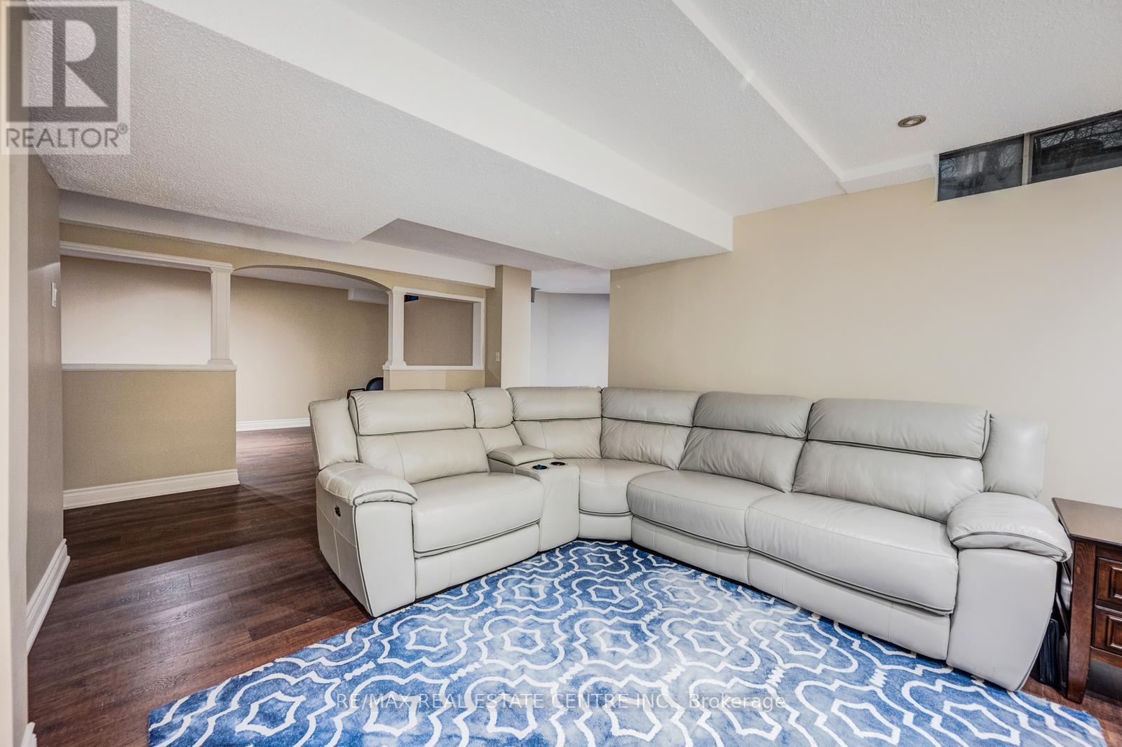 5580 Millbrook Lane, Mississauga, Ontario  L5M 3X9 - Photo 43 - W13072394