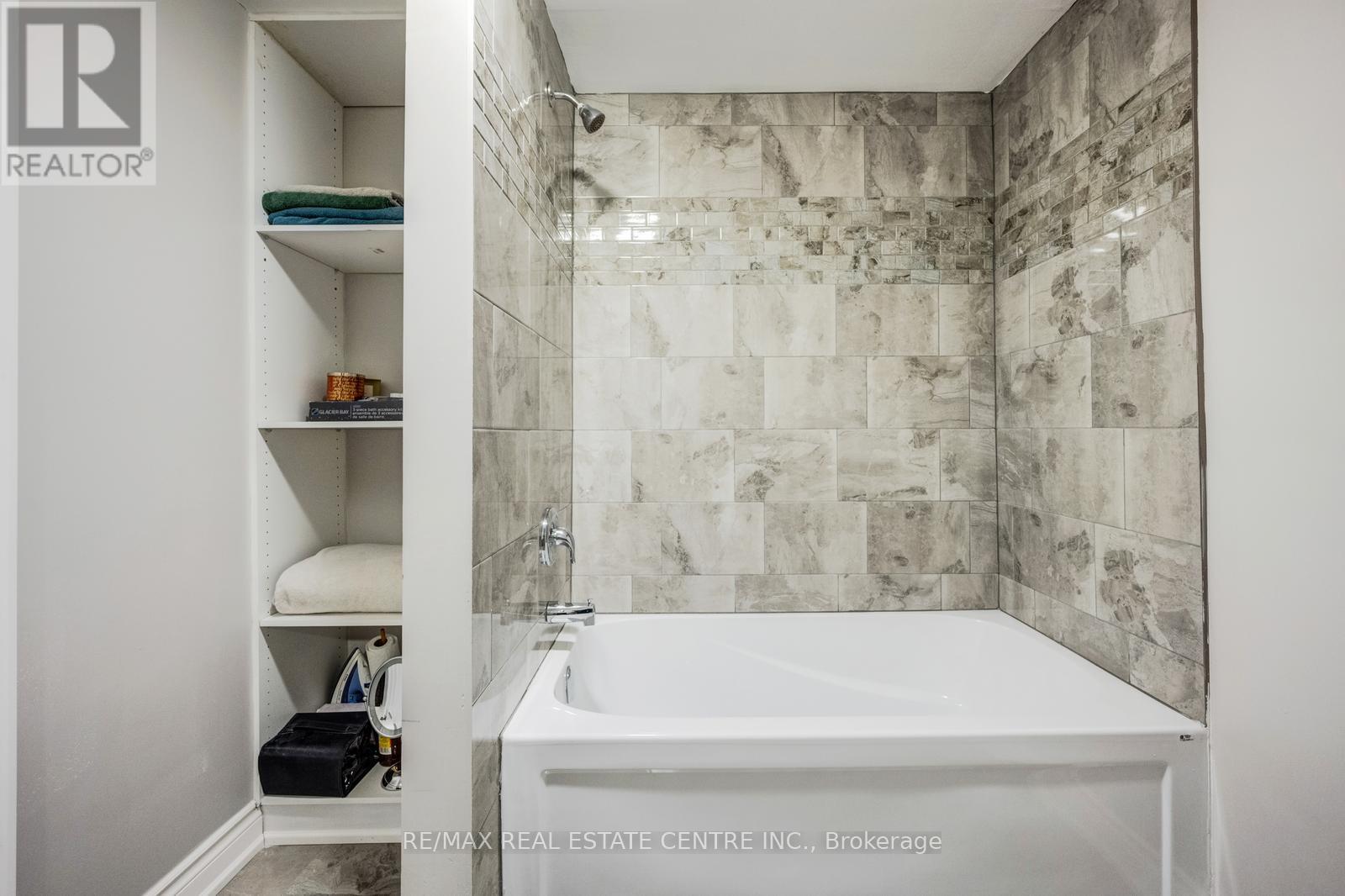 5580 Millbrook Lane, Mississauga, Ontario  L5M 3X9 - Photo 48 - W13072394