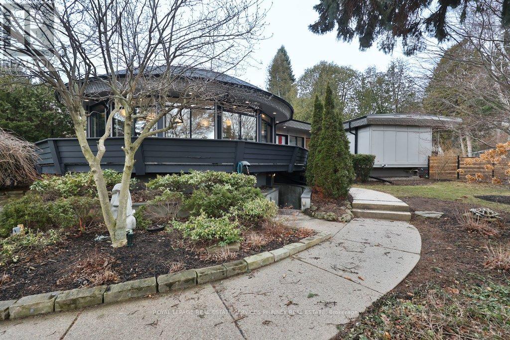 1352 Nocturne Court, Mississauga, Ontario  L5H 2L8 - Photo 2 - W13072402