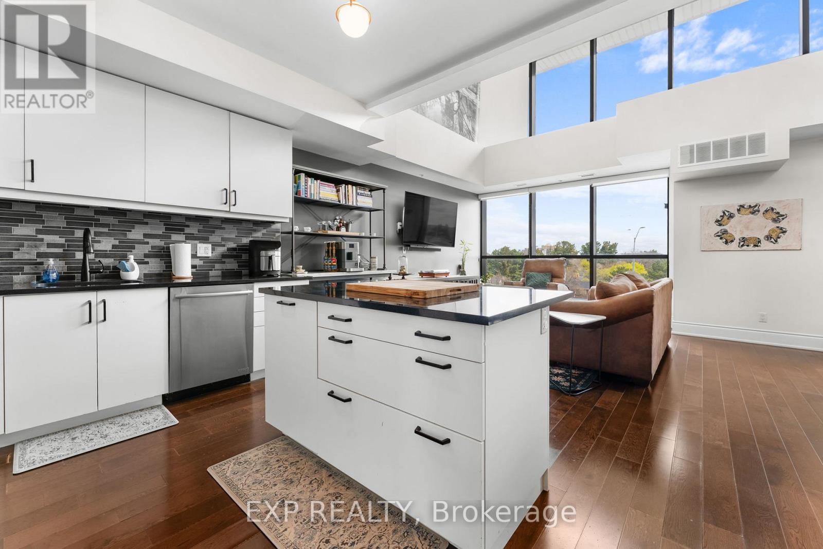 434 - 3170 Erin Mills Parkway, Mississauga, Ontario  L5L 1W8 - Photo 8 - W13072408