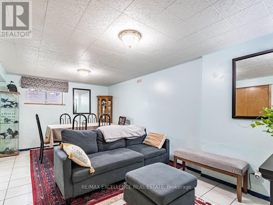 (Basement Only) - 1178 Ogden Avenue, Mississauga, Ontario  L5E 2H1 - Photo 4 - W13072414