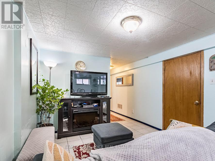 (Basement Only) - 1178 Ogden Avenue, Mississauga, Ontario  L5E 2H1 - Photo 5 - W13072414