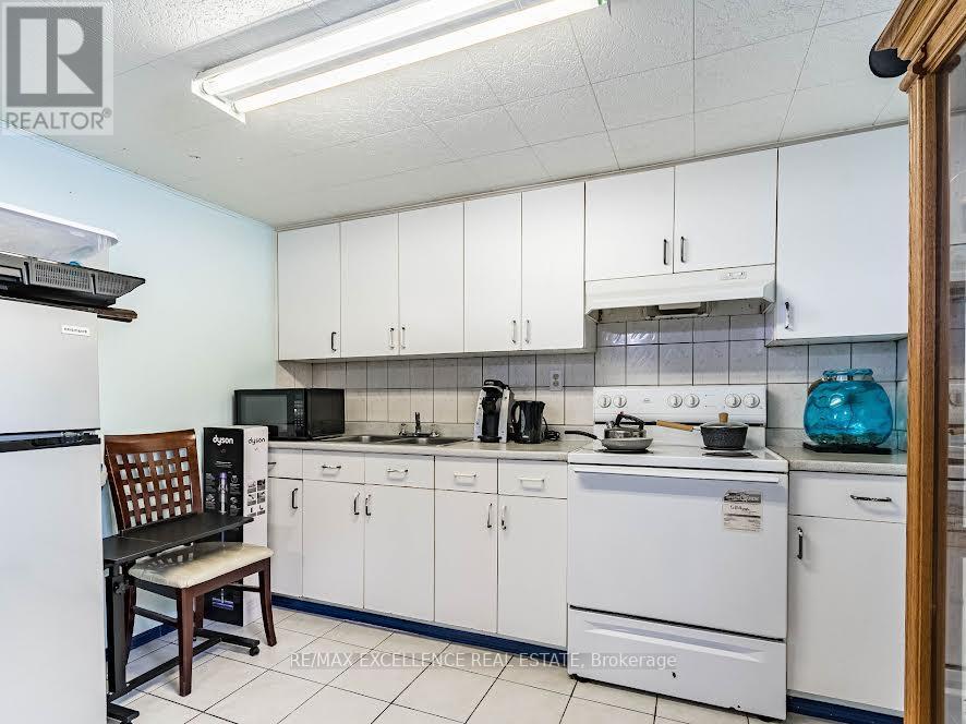 (Basement Only) - 1178 Ogden Avenue, Mississauga, Ontario  L5E 2H1 - Photo 8 - W13072414