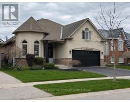 32 MACDONALD CRESCENT, Brantford, Ontario