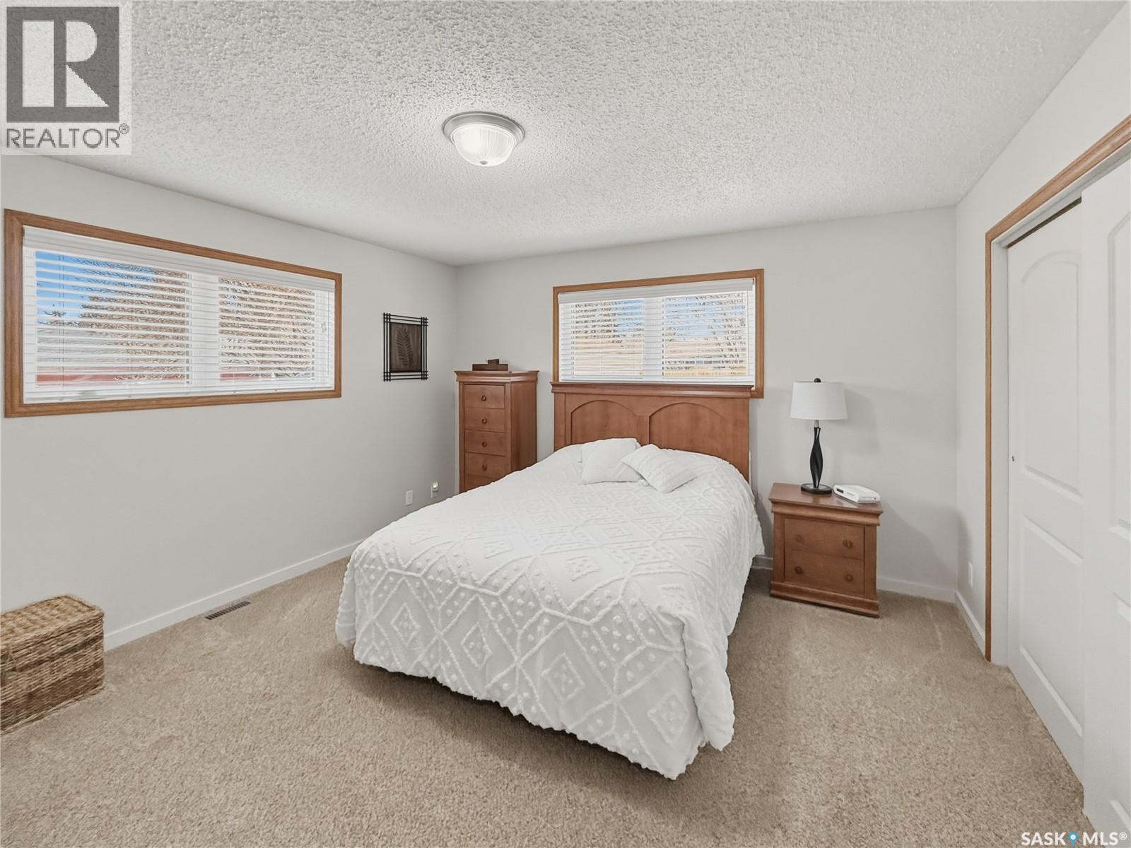 730 6th Avenue Ne, Swift Current, Saskatchewan  S9H 2M8 - Photo 20 - SK034603