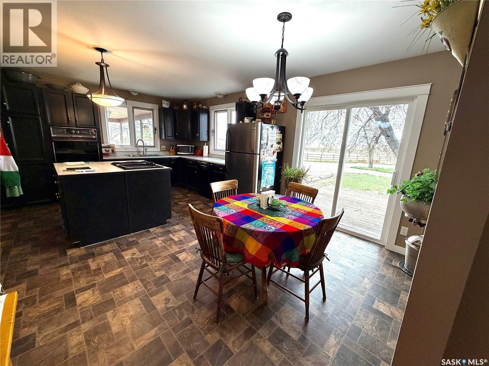 Rocking Chair Ranch, Herbert, Saskatchewan  S0H 2A0 - Photo 4 - SK034545