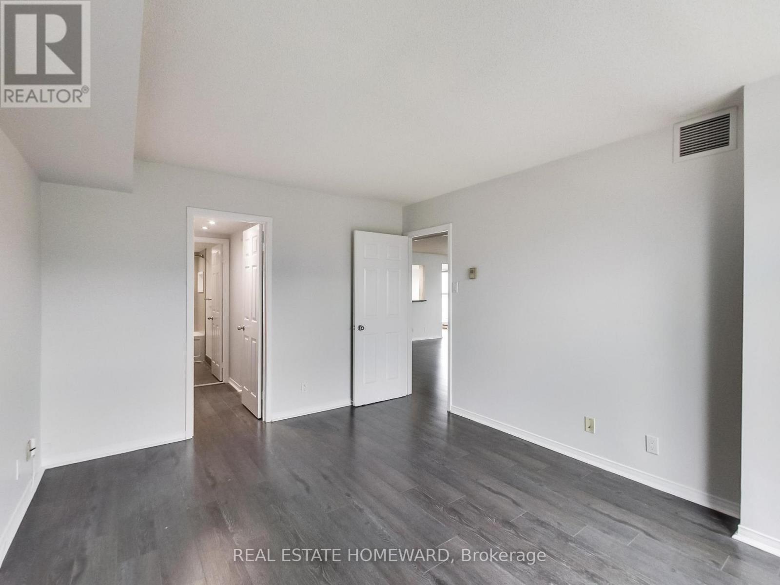 1208 - 77 Harbour Square, Toronto, Ontario  M5J 2S2 - Photo 26 - C13066692
