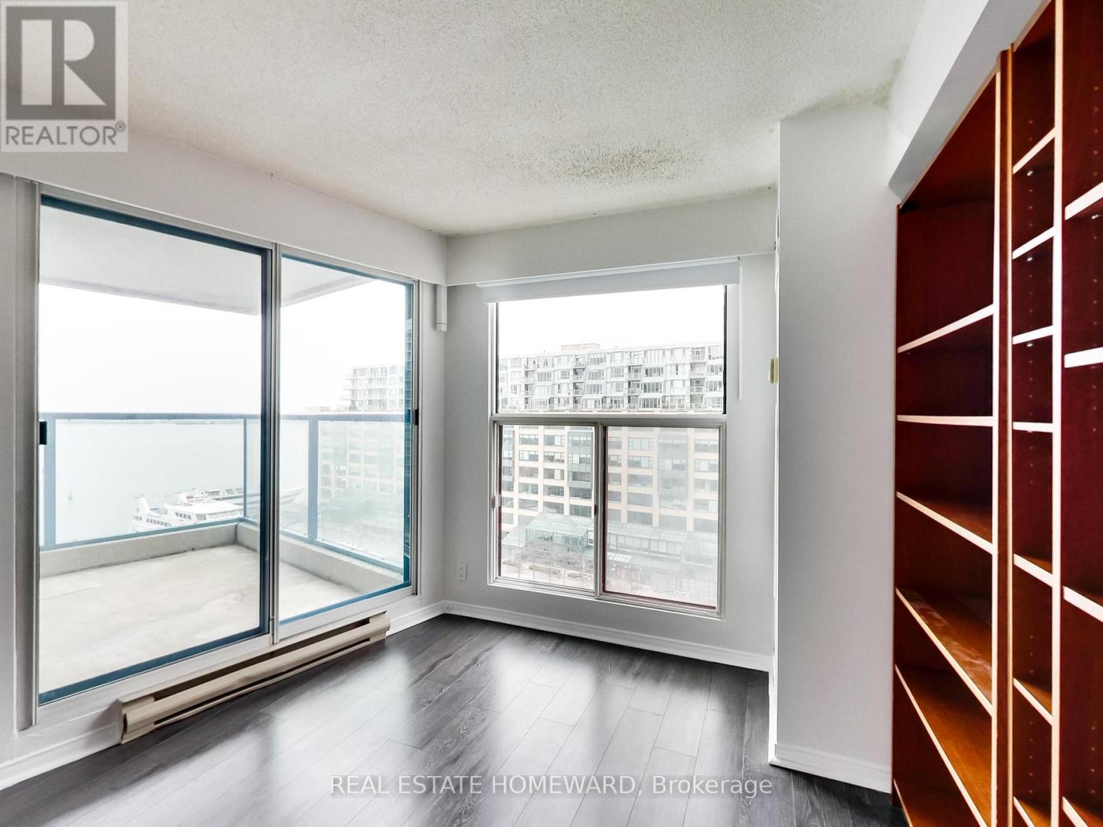 1208 - 77 Harbour Square, Toronto, Ontario  M5J 2S2 - Photo 29 - C13066692