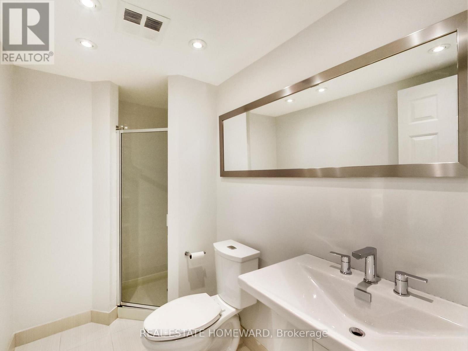 1208 - 77 Harbour Square, Toronto, Ontario  M5J 2S2 - Photo 7 - C13066692