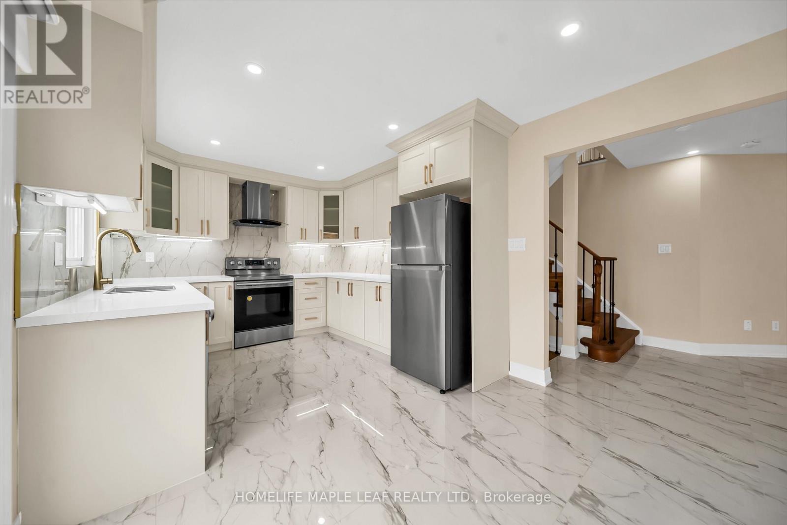 6 Vermont Road, Brampton, Ontario  L7A 3G3 - Photo 13 - W13072048