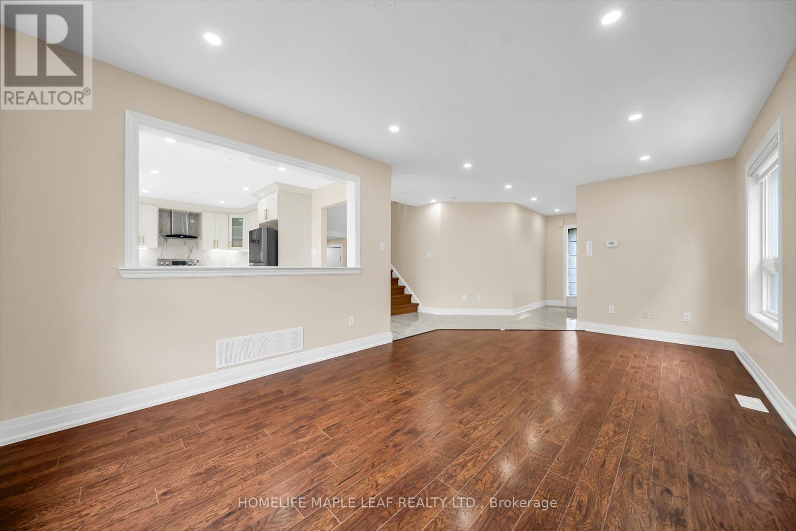 6 Vermont Road, Brampton, Ontario  L7A 3G3 - Photo 7 - W13072048
