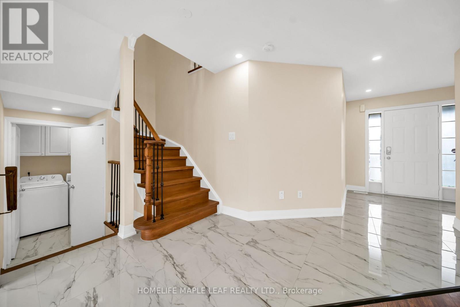 6 Vermont Road, Brampton, Ontario  L7A 3G3 - Photo 8 - W13072048