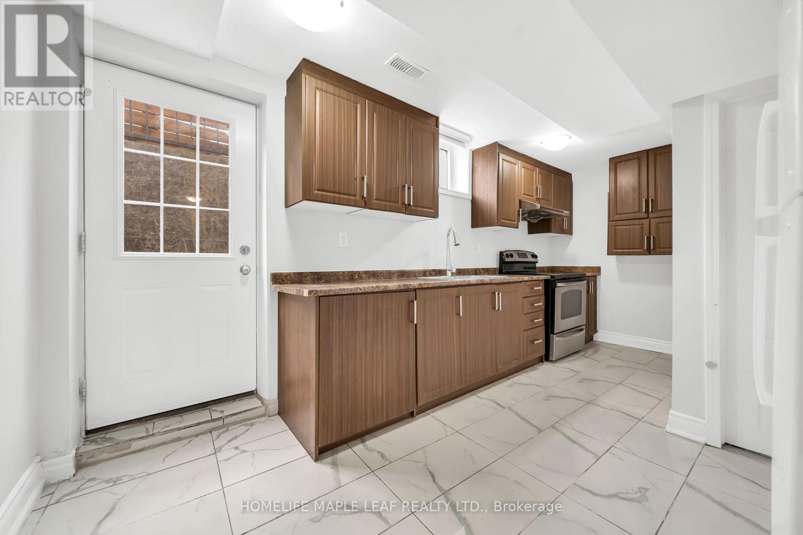 6 Vermont Road, Brampton, Ontario  L7A 3G3 - Photo 33 - W13072048