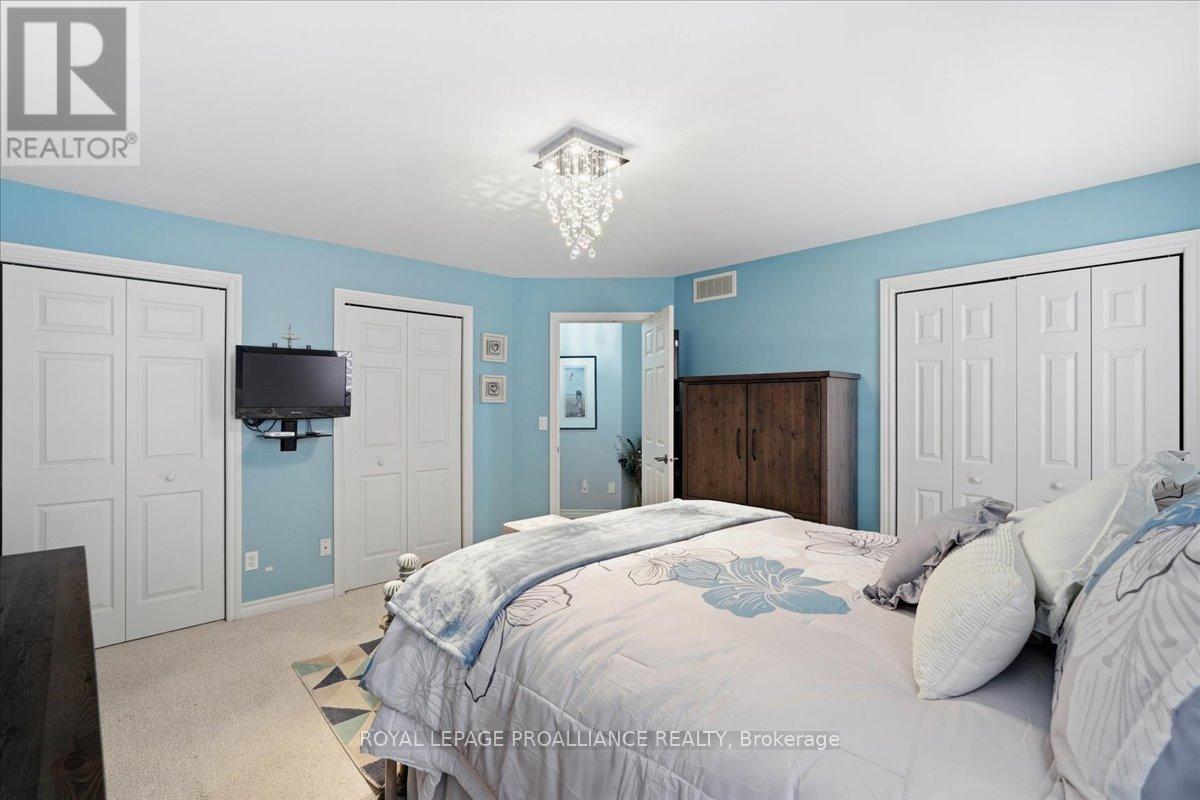 6 Boyce Court, Belleville, Ontario  K8P 5P1 - Photo 18 - X13072504