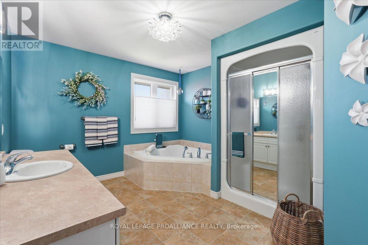 6 Boyce Court, Belleville, Ontario  K8P 5P1 - Photo 21 - X13072504