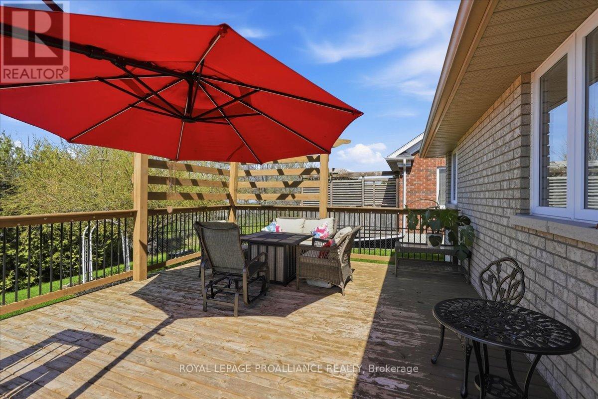 6 Boyce Court, Belleville, Ontario  K8P 5P1 - Photo 36 - X13072504