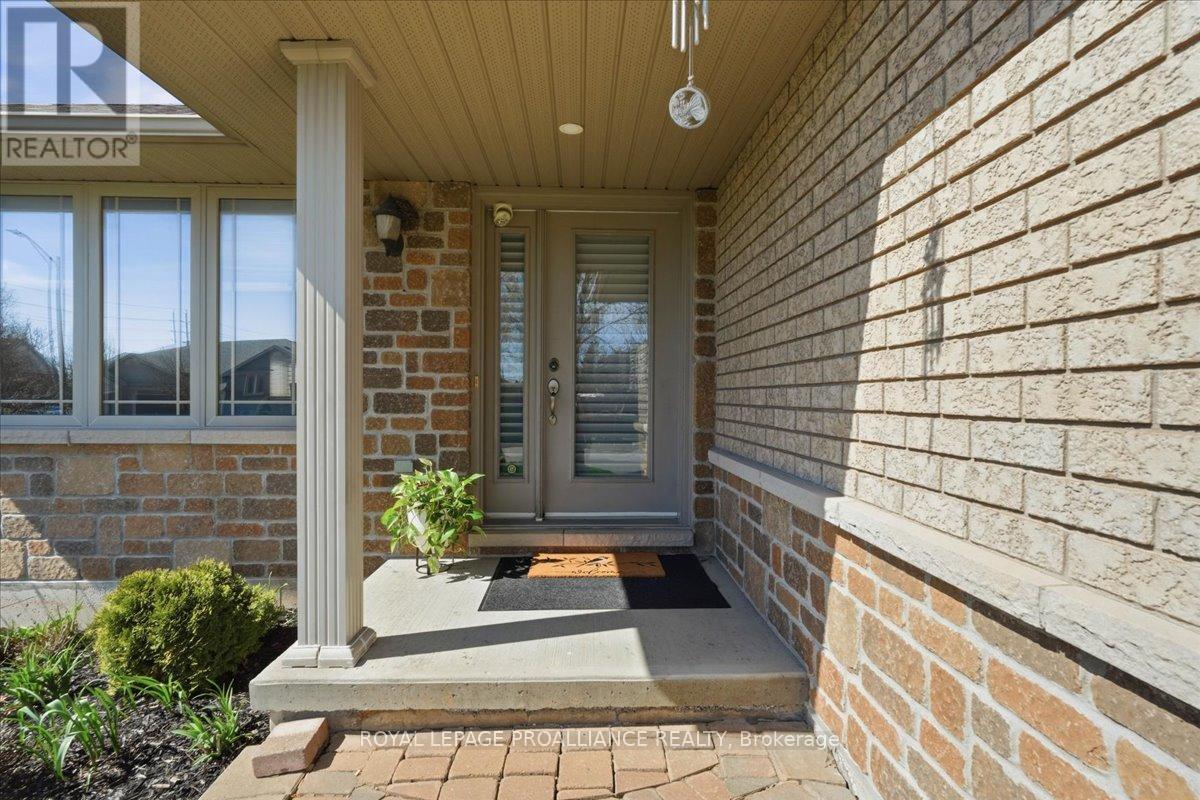 6 Boyce Court, Belleville, Ontario  K8P 5P1 - Photo 41 - X13072504