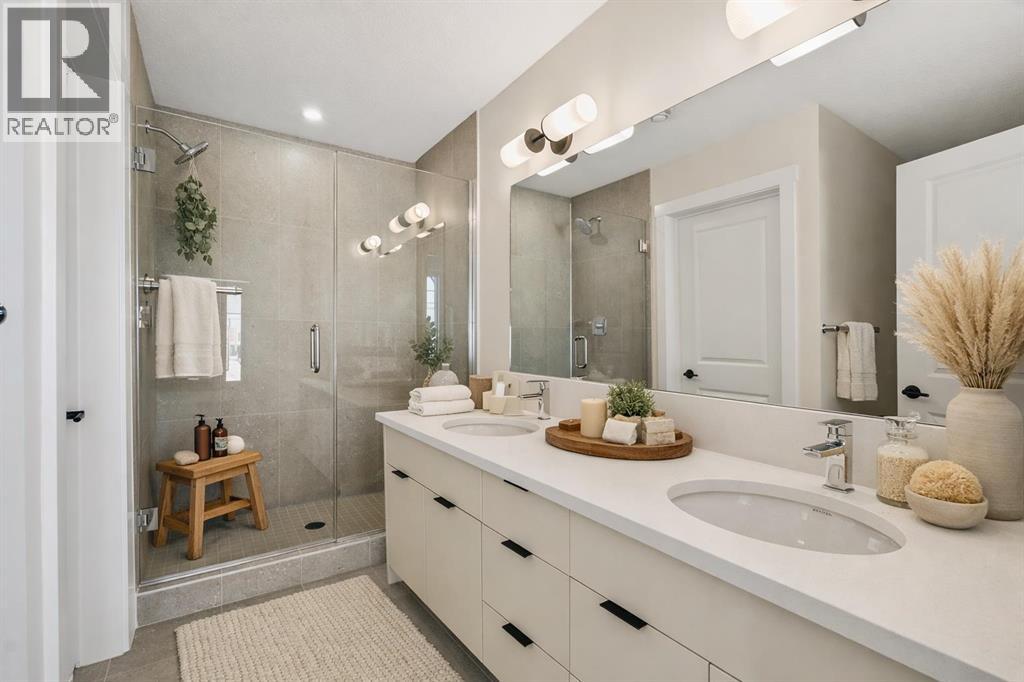 609 Sovereign Common SW, Calgary, Alberta  T3C 3Y3 - Photo 18 - A2286298