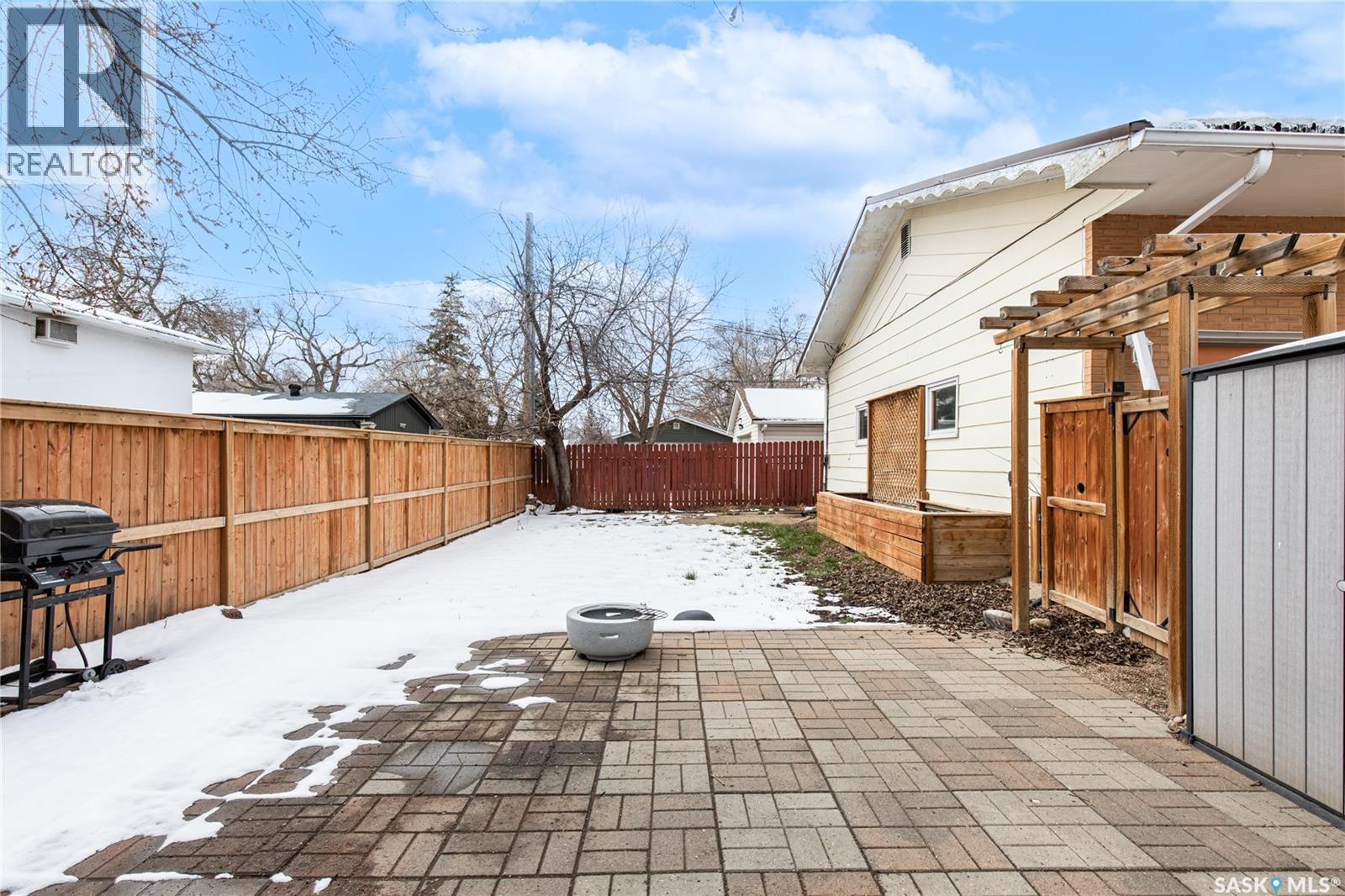 401 Stadacona Street W, Moose Jaw, Saskatchewan  S6H 1Z7 - Photo 53 - SK034142