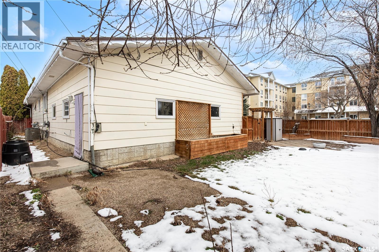 401 Stadacona Street W, Moose Jaw, Saskatchewan  S6H 1Z7 - Photo 49 - SK034142