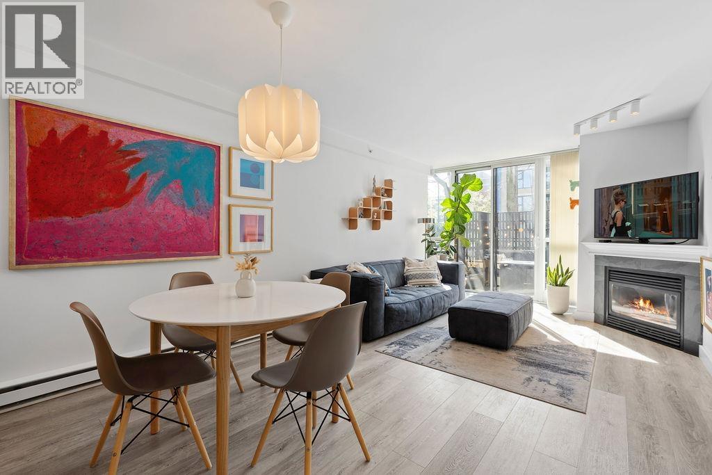 1409 W 6th Avenue, Vancouver, British Columbia  V6H 4E9 - Photo 3 - R3108433