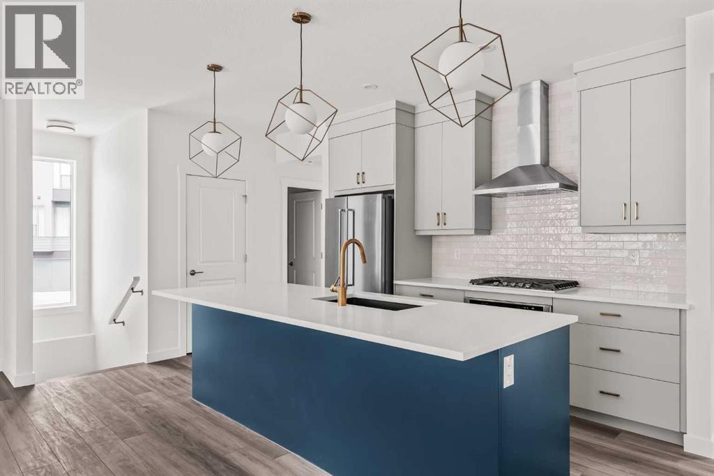 605 Sovereign Common SW, Calgary, Alberta  T3C 3Y3 - Photo 10 - A2298259