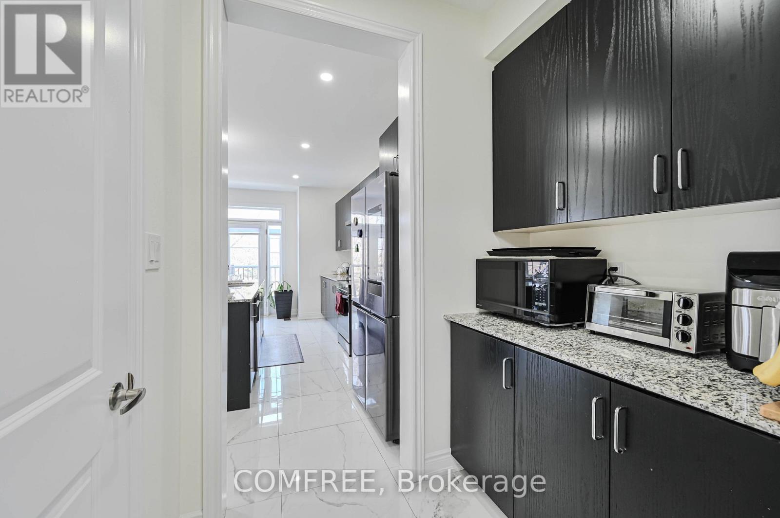 25 Lost Canyon Way, Brampton, Ontario  L6X 3A6 - Photo 11 - W13072590