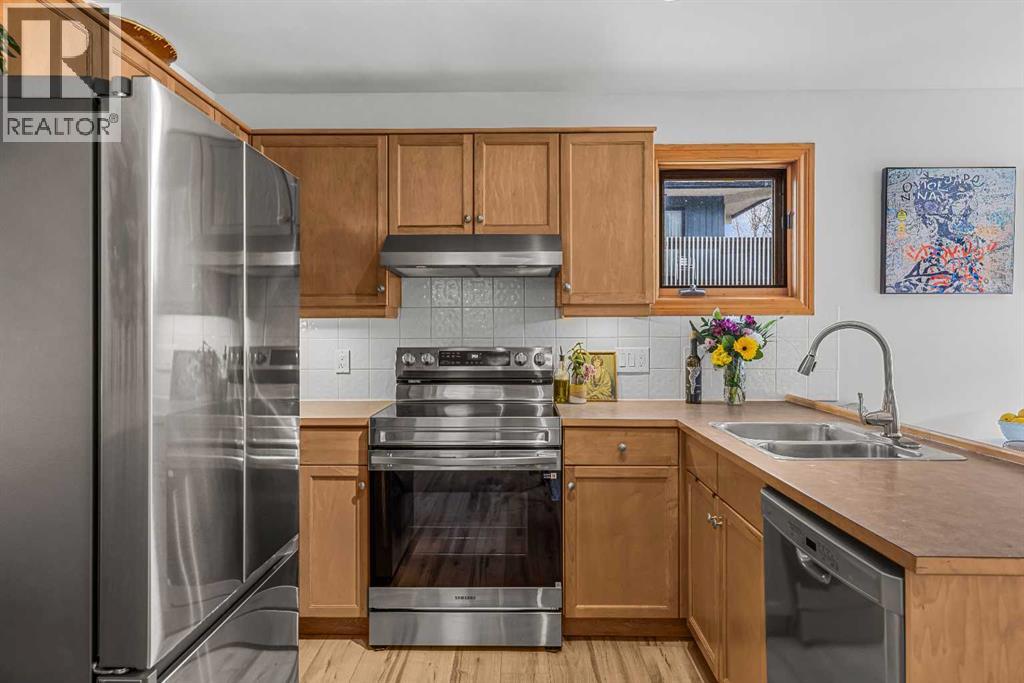 207, 404 Marten Street, Banff, Alberta  T1L 1A5 - Photo 12 - A2304681
