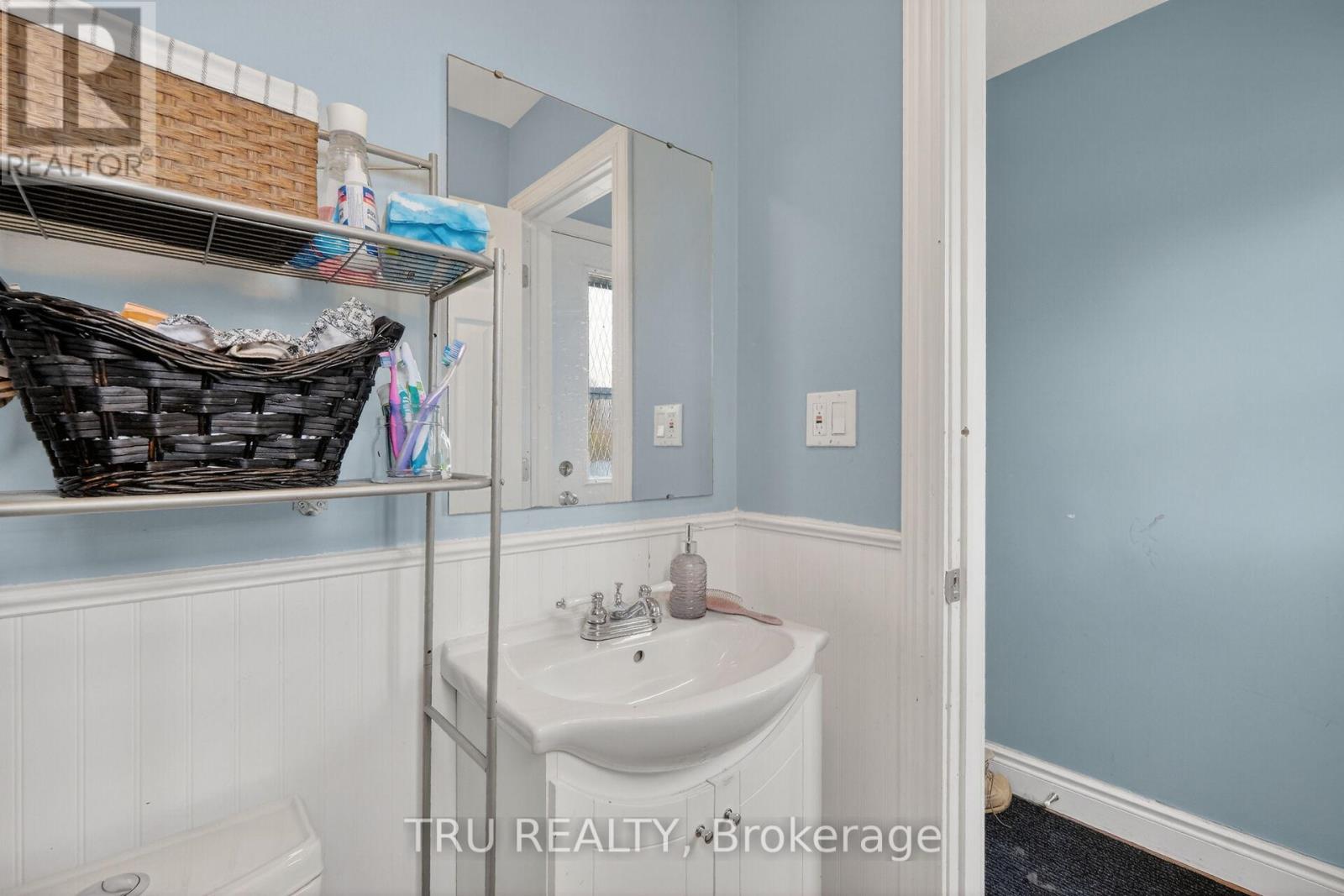 369 Mockingbird Drive, Ottawa, Ontario  K1E 2A6 - Photo 11 - X13072498