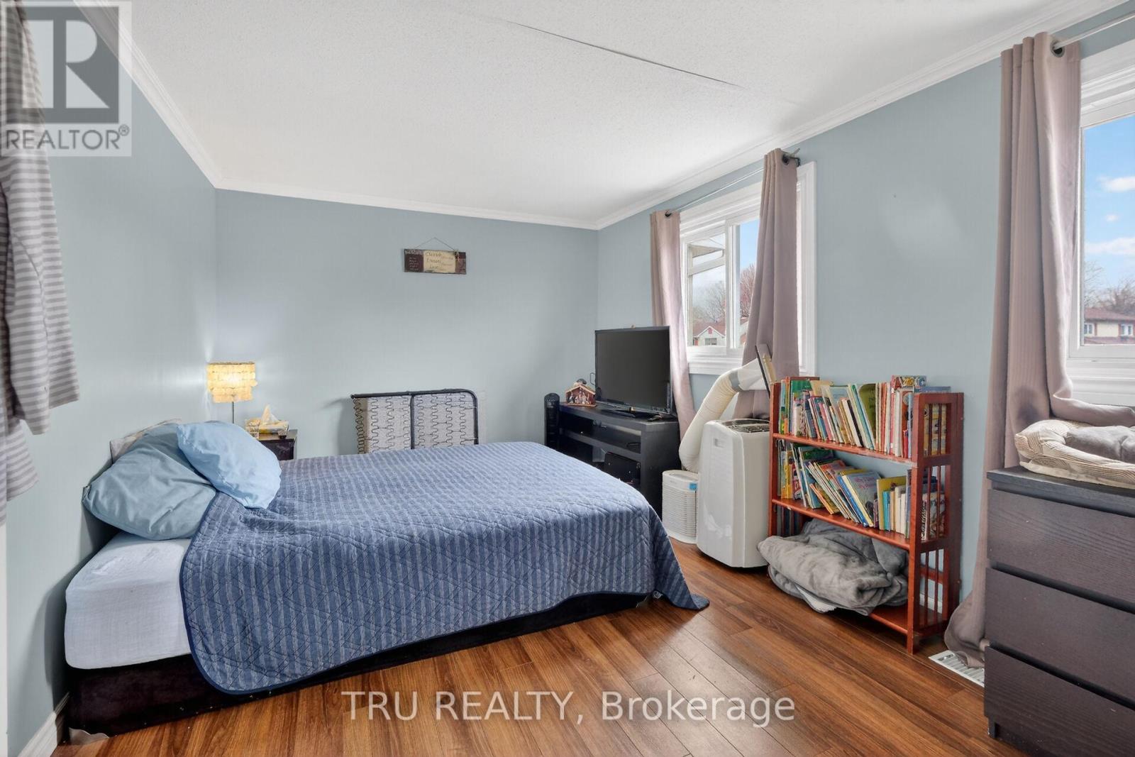 369 Mockingbird Drive, Ottawa, Ontario  K1E 2A6 - Photo 15 - X13072498