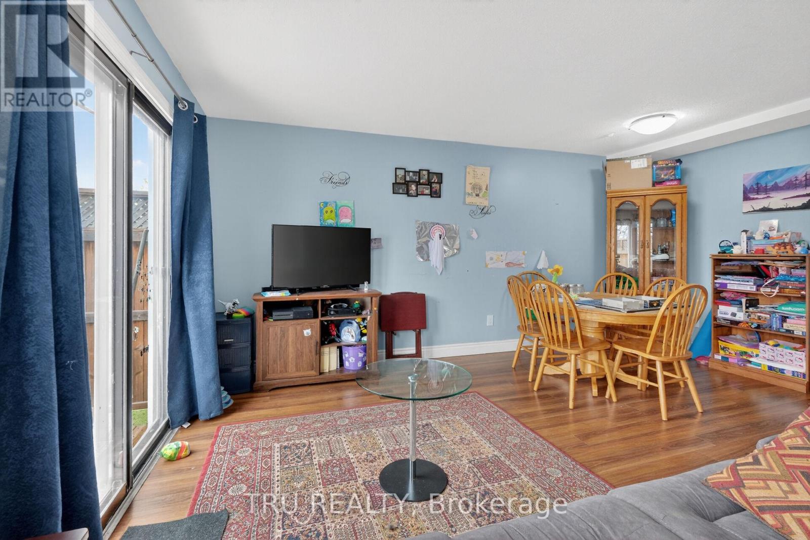 369 Mockingbird Drive, Ottawa, Ontario  K1E 2A6 - Photo 6 - X13072498