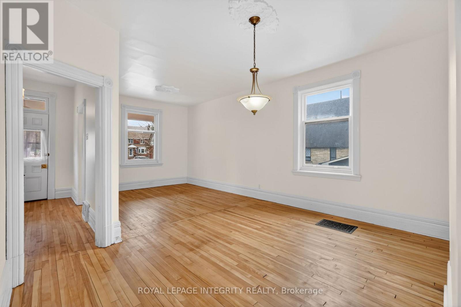 56 Grosvenor Avenue, Ottawa, Ontario  K1S 4S2 - Photo 11 - X13072522